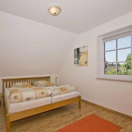 Ostseehaus Lea Doppelhaushaelfte Wiek auf Rügen