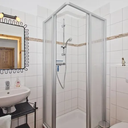 Ostseehaus Lea Doppelhaushaelfte *