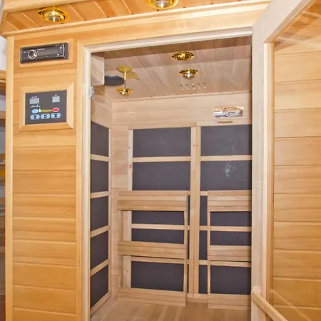 Casa de Férias Ostseehaus Lea Doppelhaushaelfte Wiek auf Rügen